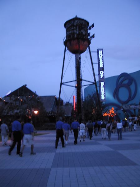 115-1527_img.jpg
